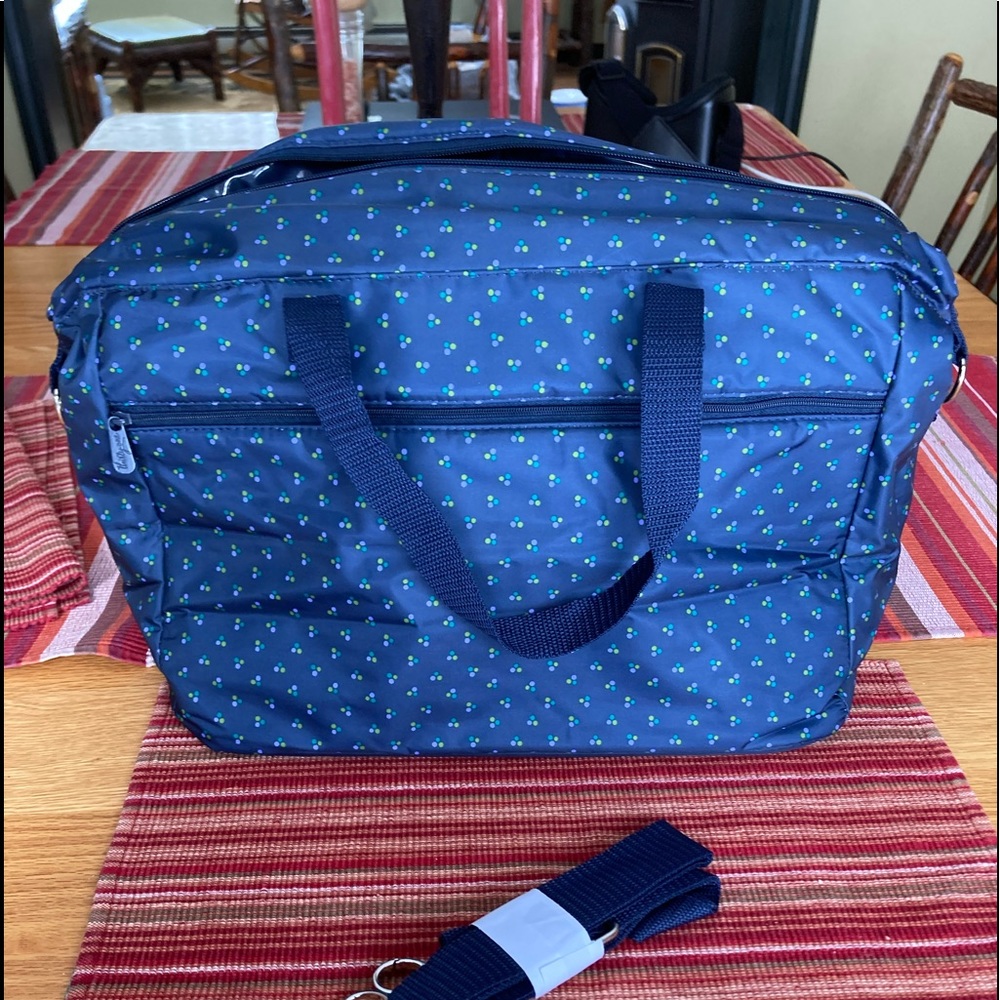 New THIRTY ONE Diaper Bag - Picture 2 of 4